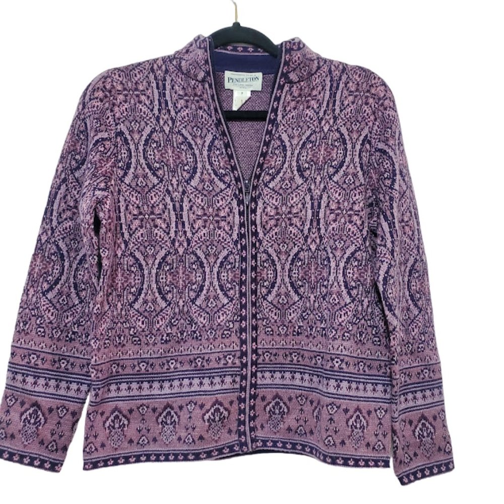 1990s Vintage Pendleton Women's Merino Wool Sweater